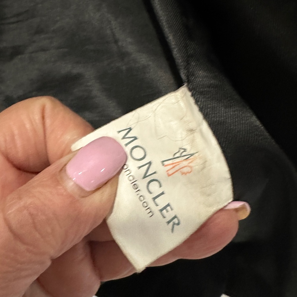 - Moncler Men’s Winter Jacket. - Picture 5 of 11